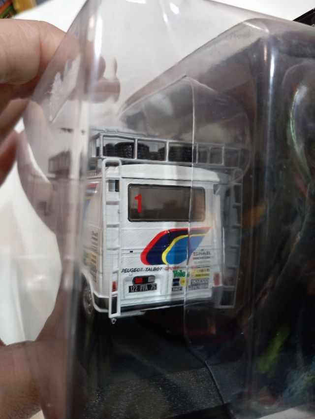 Furgoneta Citroen asistencia Peugeot