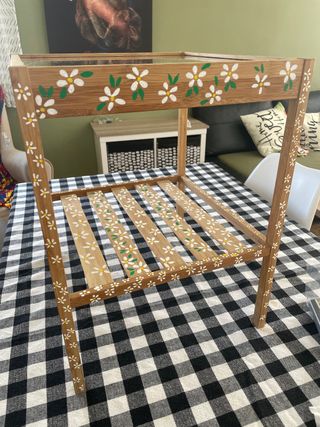 Mesa auxiliar customizada
