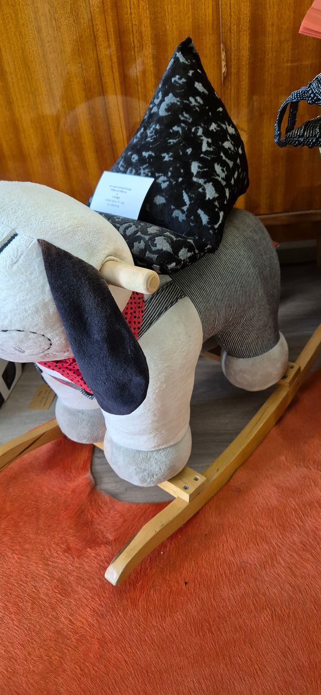 Caballito balancin infantil