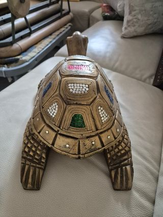 Scultura tartaruga in legno