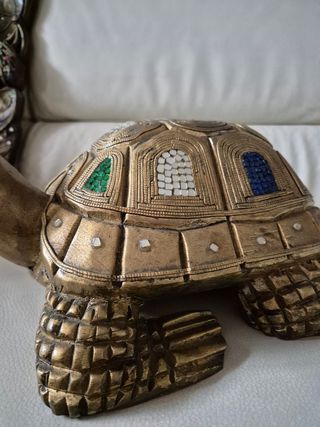 Scultura tartaruga in legno