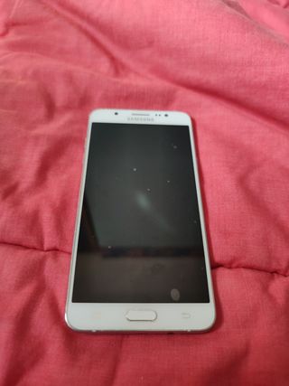 Samsung J7 (2016)