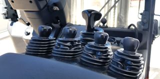 CARRETILLA ELEVADORA ELECTRICA 3.000KG ECONOMICA