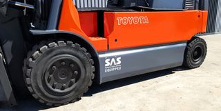 CARRETILLA ELEVADORA ELECTRICA 3.000KG ECONOMICA