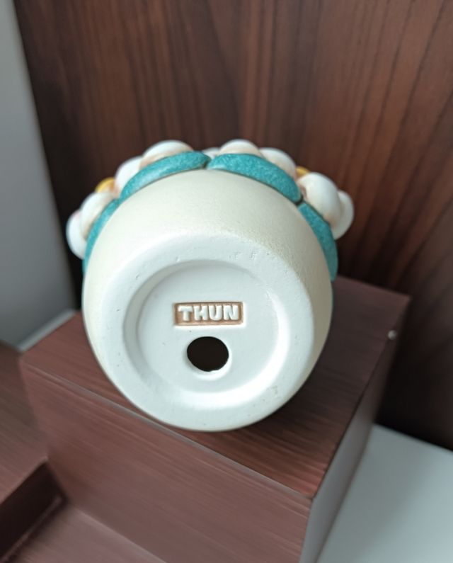 Coniglietto fra i fiori Thun