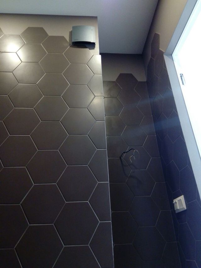 Servicios de Remodelación y Colocación de Azulejos