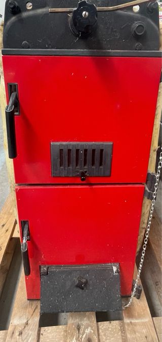 Caldera Roca leña y carbon