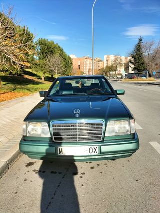 Mercedes-Benz Clase E 1993