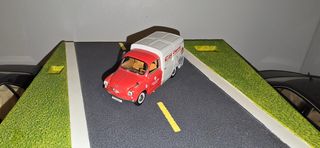 Colección coches escala 1 43 Seat 600