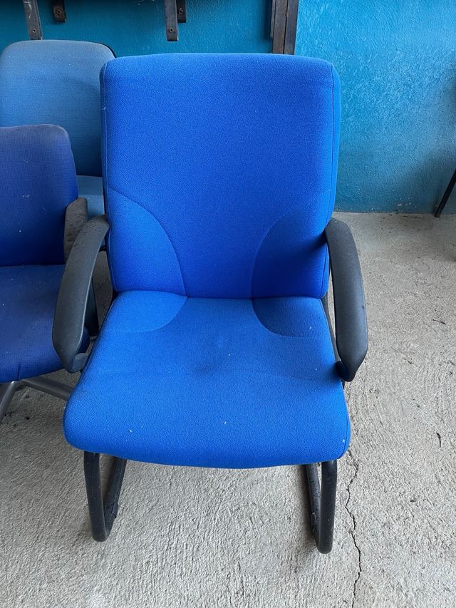 Sillas azules. Para ordenador y oficinas.