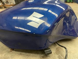 Deposito GSX600F