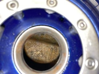 Deposito GSX600F