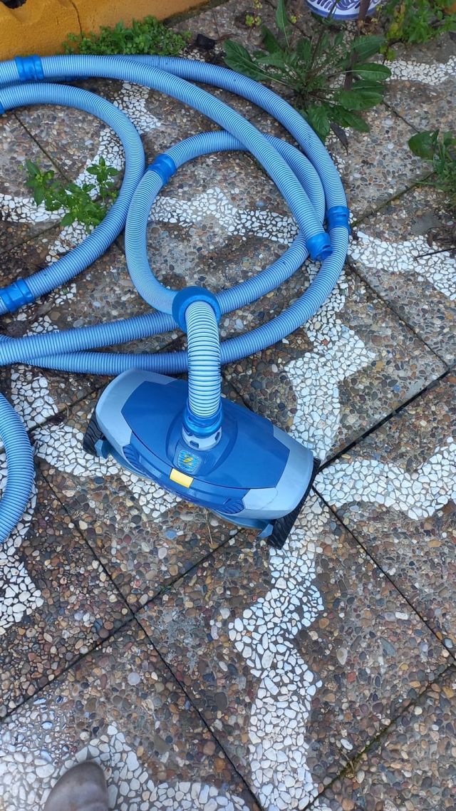 BARREDOR FONDO PISCINA