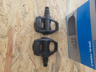 Pedales shimano carretera