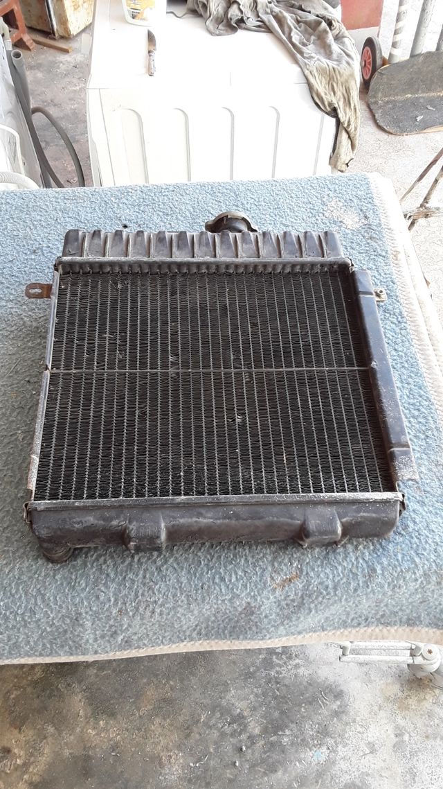 Bmw e 21 radiador