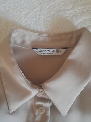 Camisa saten Stradivarius 