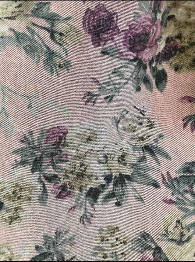 Pantalón violeta connflorecitas Stradivarius