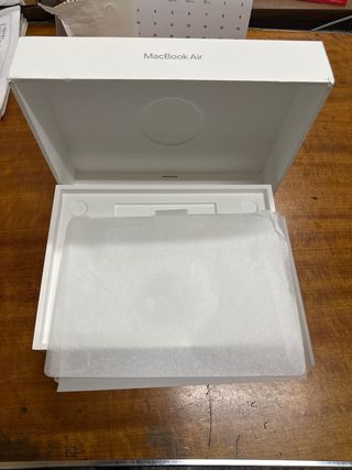 Caja vacia   MacBook Air  