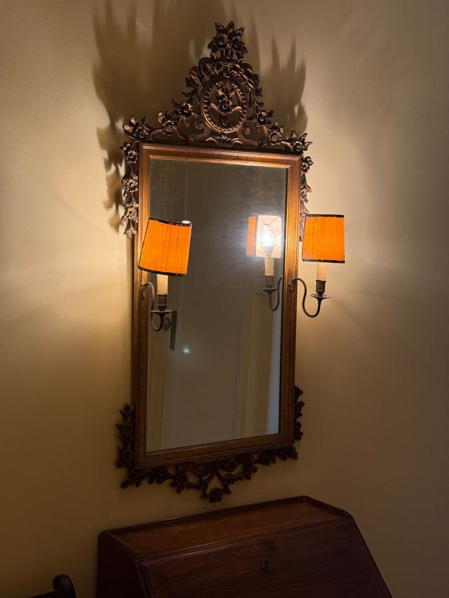 Espelho antigo talha madeira dourado candeeiro