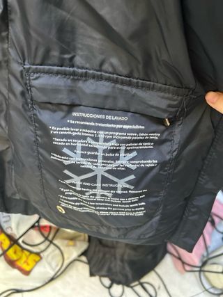 Chaquetón negro de zara