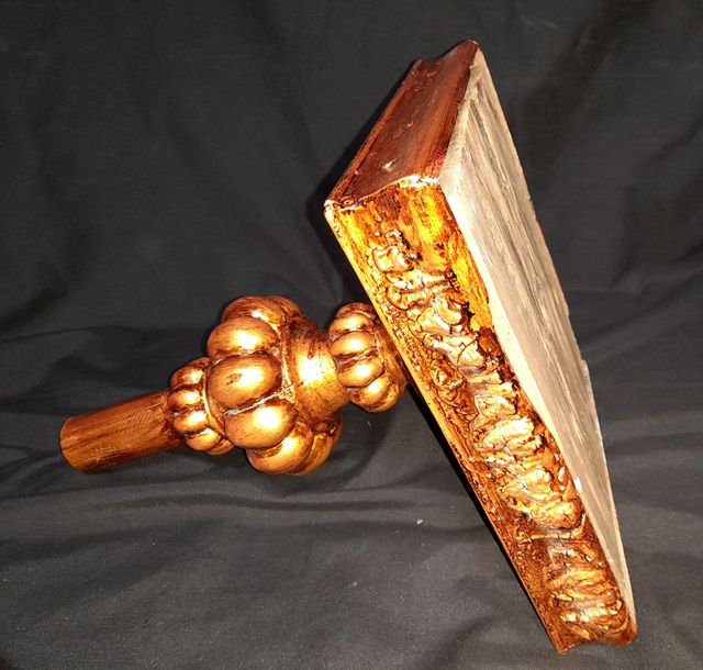 PAREJA DE TORCHEROS DE IGLESIA DEL SIGLO XVII.