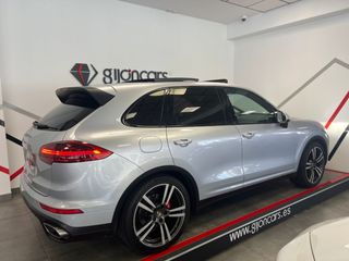 Porsche Cayenne 2015