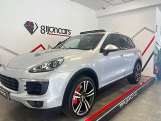 Porsche Cayenne 2015