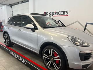 Porsche Cayenne 2015