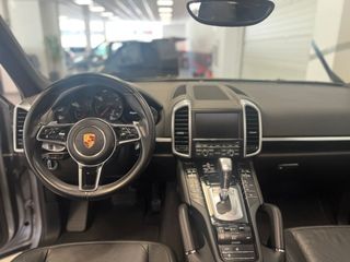 Porsche Cayenne 2015