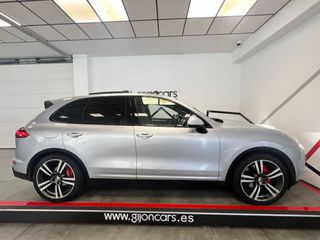 Porsche Cayenne 2015