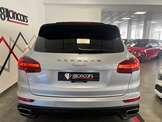 Porsche Cayenne 2015