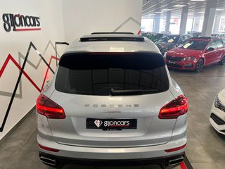 Porsche Cayenne 2015