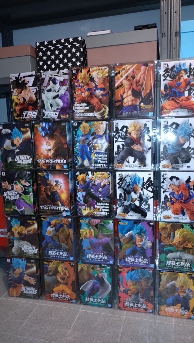 Selladas, lote de 23 figuras Dragon Ball Bandai