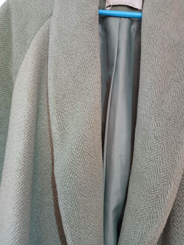 Abrigo verde stradivarius