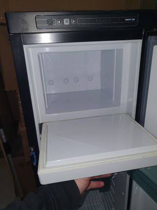 Nevera trivalente autocaravana