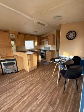 Casa móvil gama alta residencial con chaiselongue