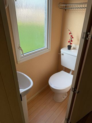 Casa móvil gama alta residencial con chaiselongue