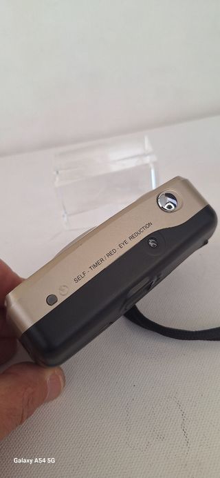 Samsung fino 25s camara analógica