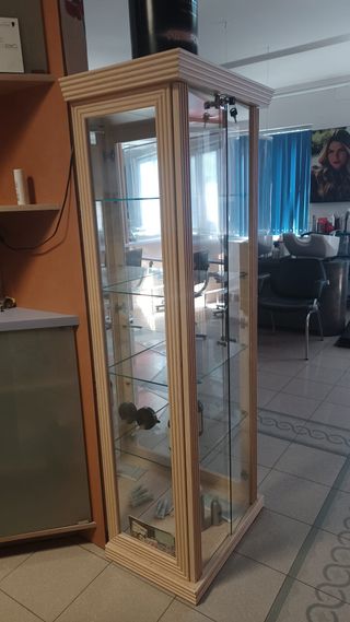 MOBILIARIO DE PELUQUERÍA. 