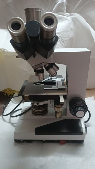 MOBILIARIO DE PELUQUERÍA. 