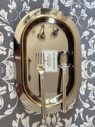 Vassoio acciao con oro zecchino