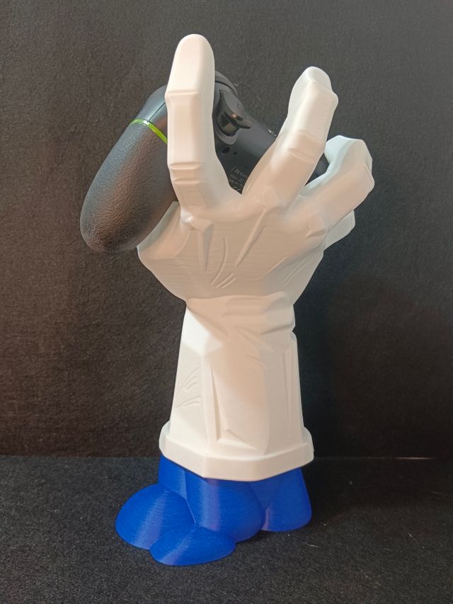 Soporte para mandos Vegeta