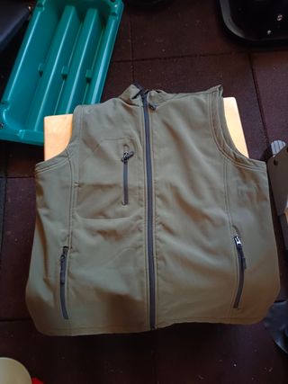  chaleco  verde oliva shof Shell tipo gore tex