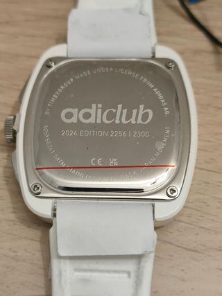 Reloj Adidas Retro Wave Two