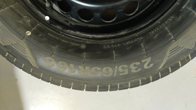 5 Llantas y neumáticos nuevos  MAN y Volkswagen