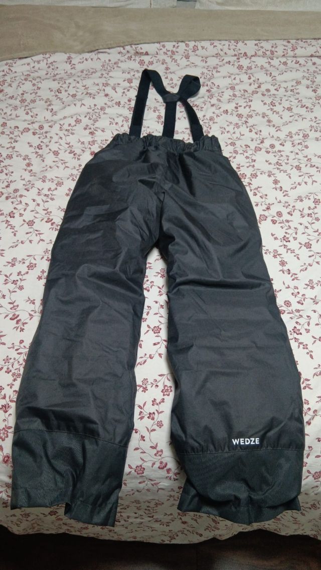 Pantalon nieve y botas para niño 8 años