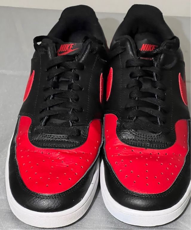 Nike Court Vision Low Rossa e Nera
