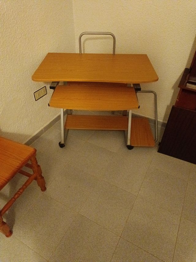 Mesa para ordenador 