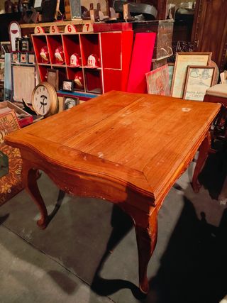 Antigua mesa extensible madera castaño