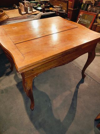 Antigua mesa extensible madera castaño